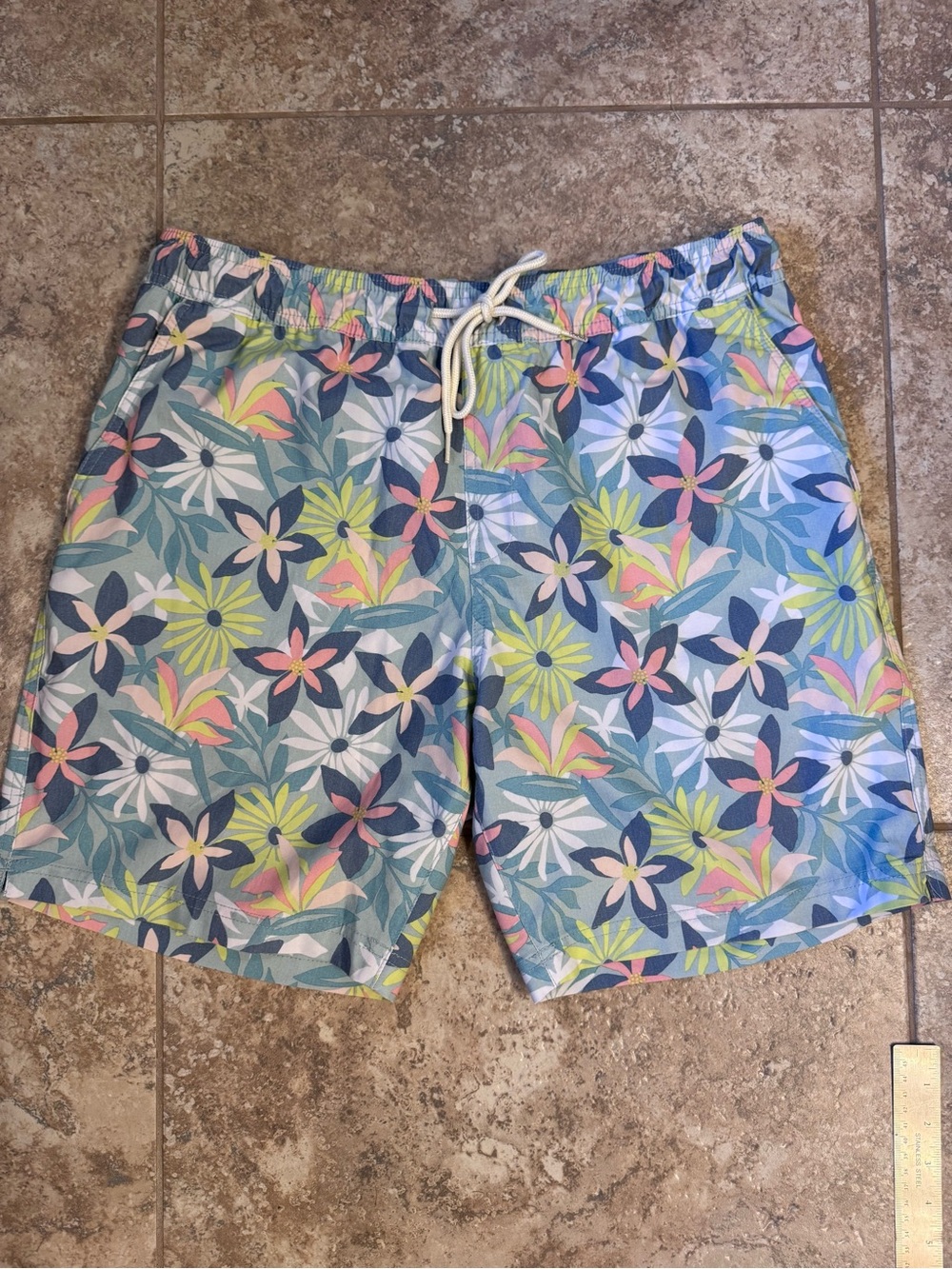 Men's Floral Swim Trunks - Blue Multi Tropical Print